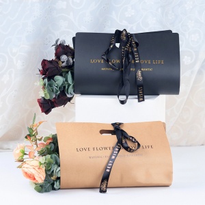 Flower Packaging Bag Wholesale Custom Fashion Kraft Paper Hand Bag Floral Gift Packaging Bag